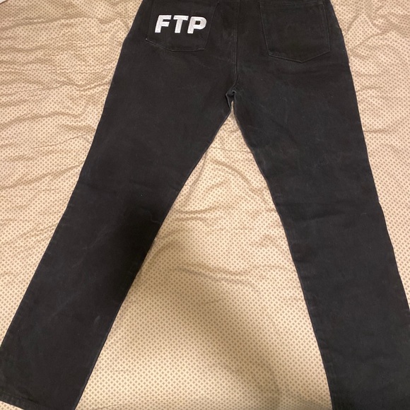 FTP 34” 10 year black denims - Picture 5 of 7